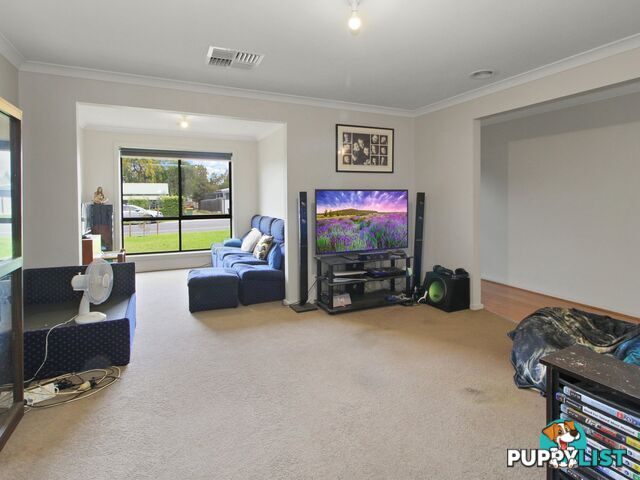 2 Moroney Street BAIRNSDALE VIC 3875