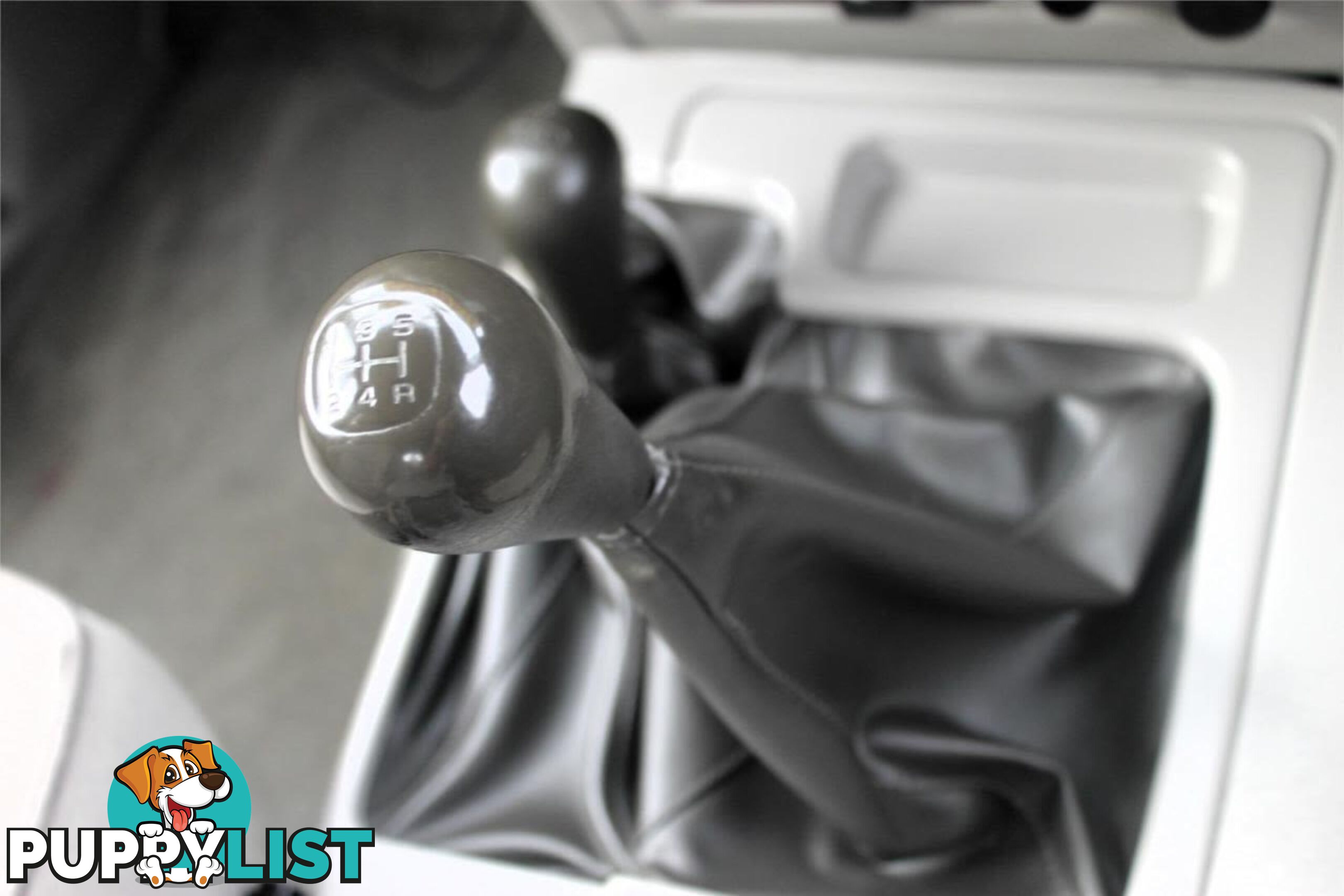 2004 NISSAN PATROL ST (4X4) GU III SUV, 4 DOORS, 7 SEATS