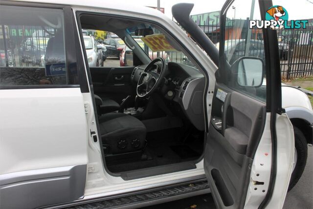 2005 MITSUBISHI PAJERO GLS LWB (4X4) NP SUV, 4 DOORS, 7 SEATS