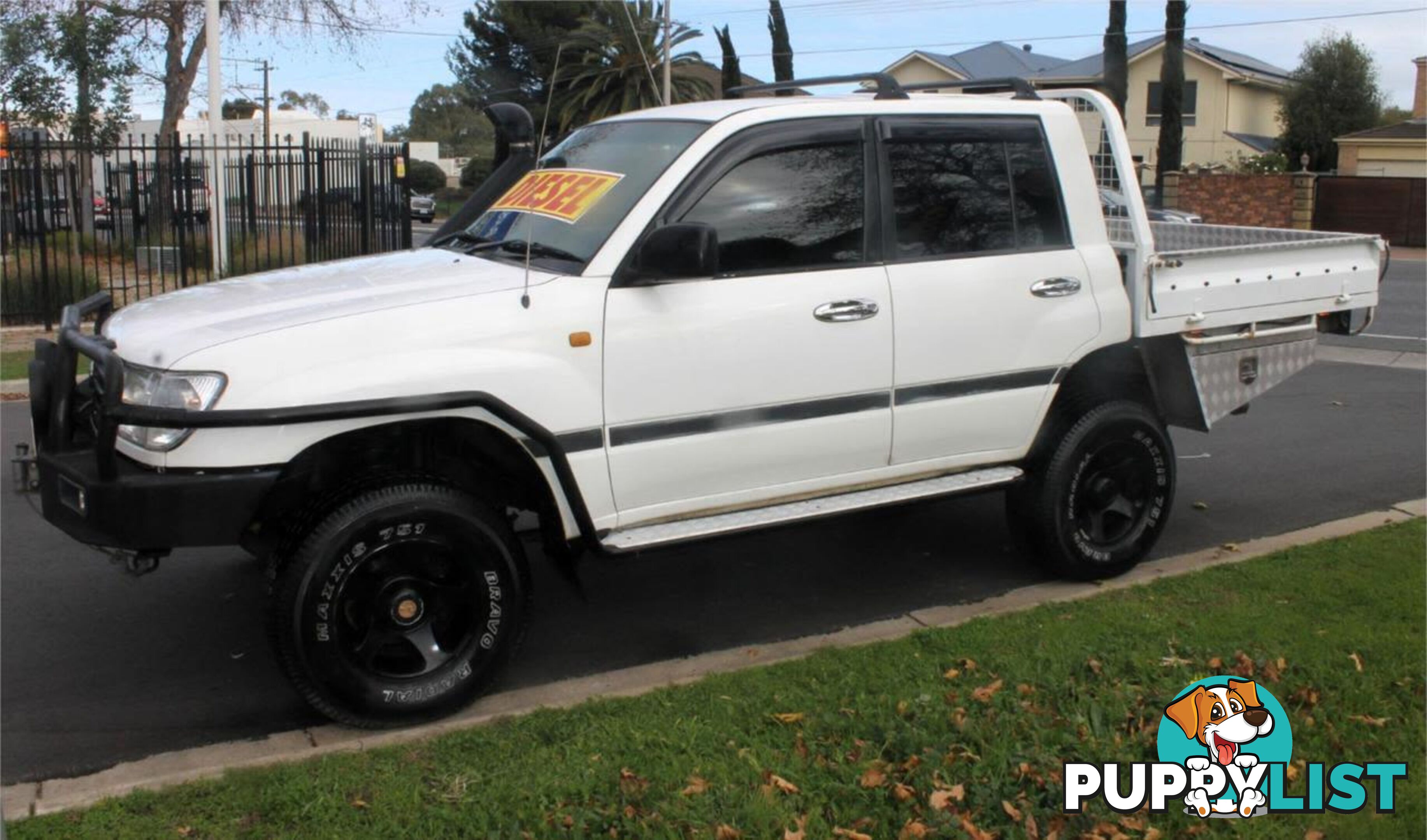 2000 TOYOTA LANDCRUISER (4X4) HZJ105R SUV, 4 DOORS, 6 SEATS