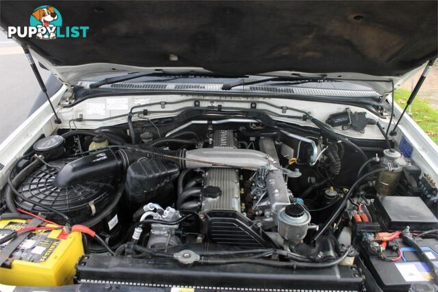 2000 TOYOTA LANDCRUISER (4X4) HZJ105R SUV, 4 DOORS, 6 SEATS