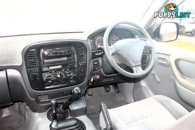 2000 TOYOTA LANDCRUISER (4X4) HZJ105R SUV, 4 DOORS, 6 SEATS
