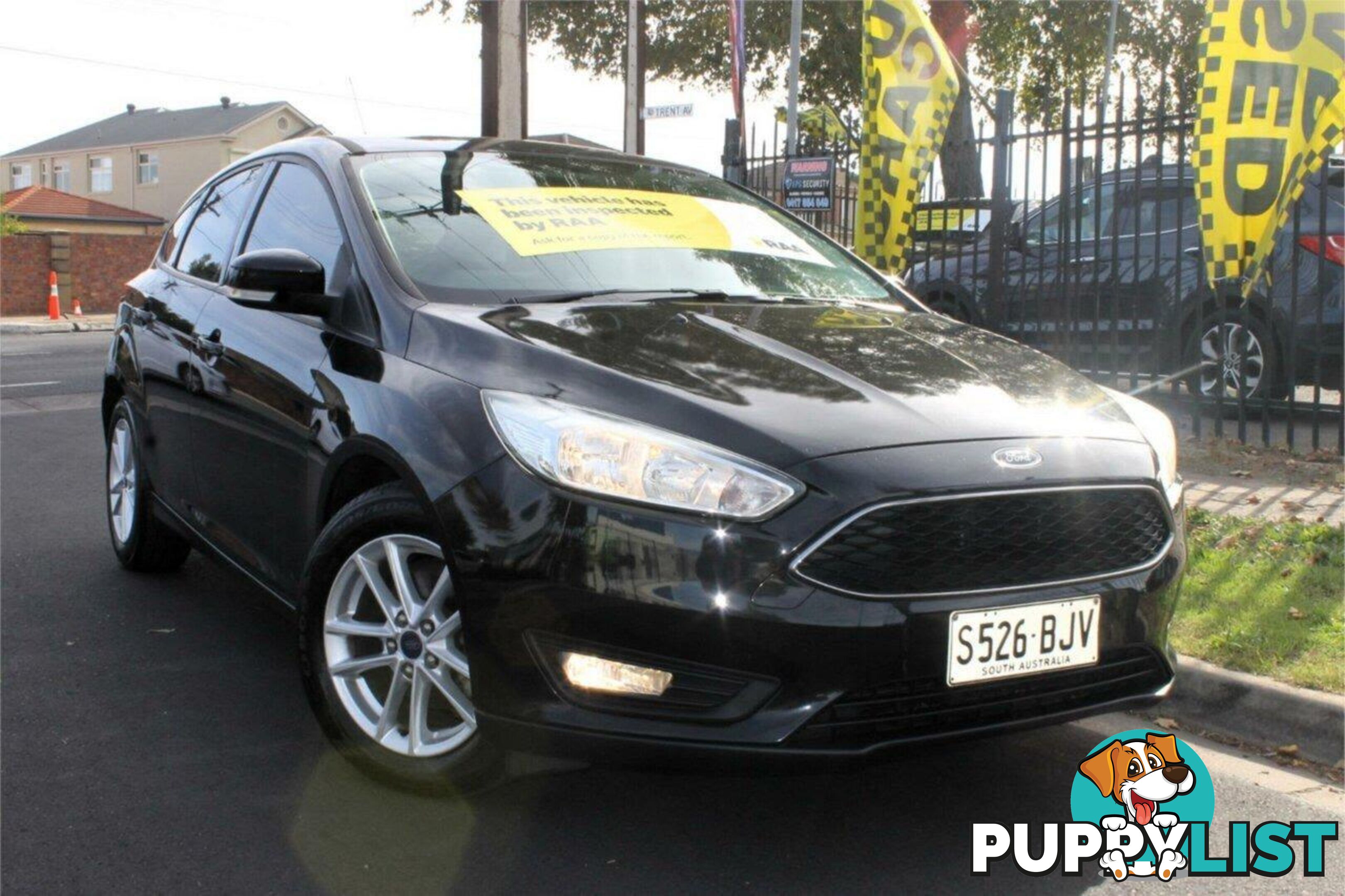 2015 FORD FOCUS TREND LZ HATCH, 5 DOORS, 5 SEATS