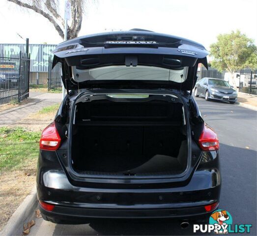 2015 FORD FOCUS TREND LZ HATCH, 5 DOORS, 5 SEATS