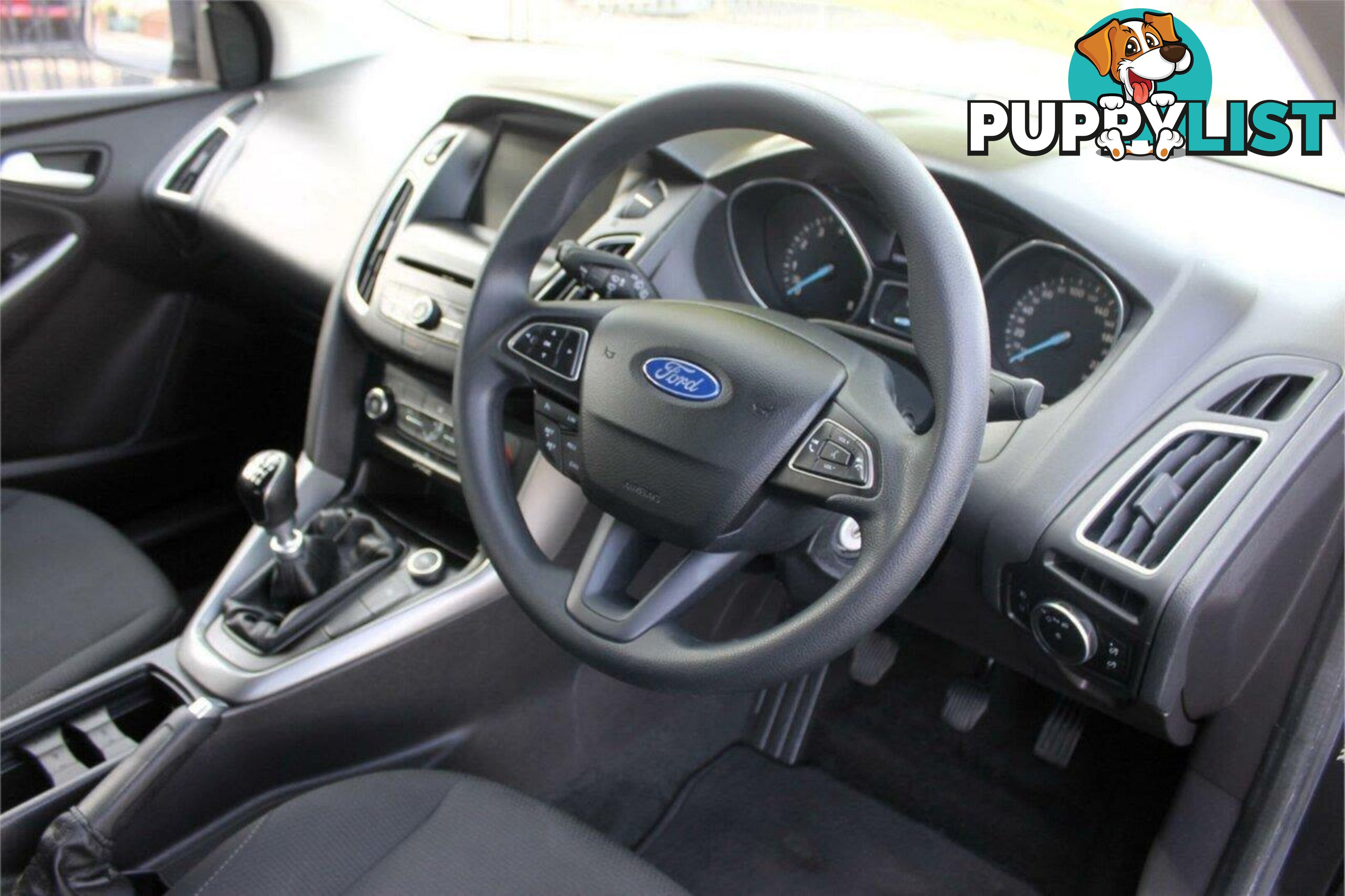 2015 FORD FOCUS TREND LZ HATCH, 5 DOORS, 5 SEATS