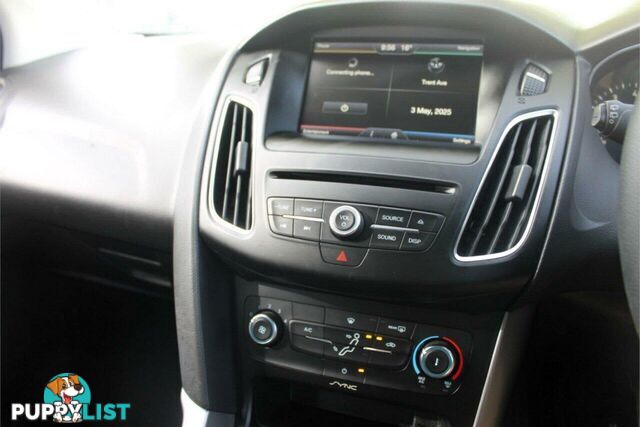 2015 FORD FOCUS TREND LZ HATCH, 5 DOORS, 5 SEATS