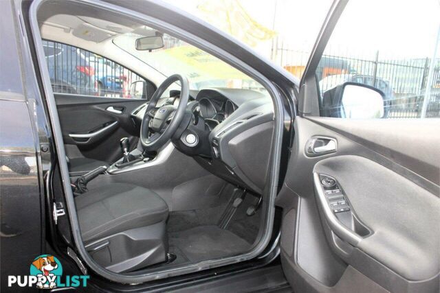 2015 FORD FOCUS TREND LZ HATCH, 5 DOORS, 5 SEATS