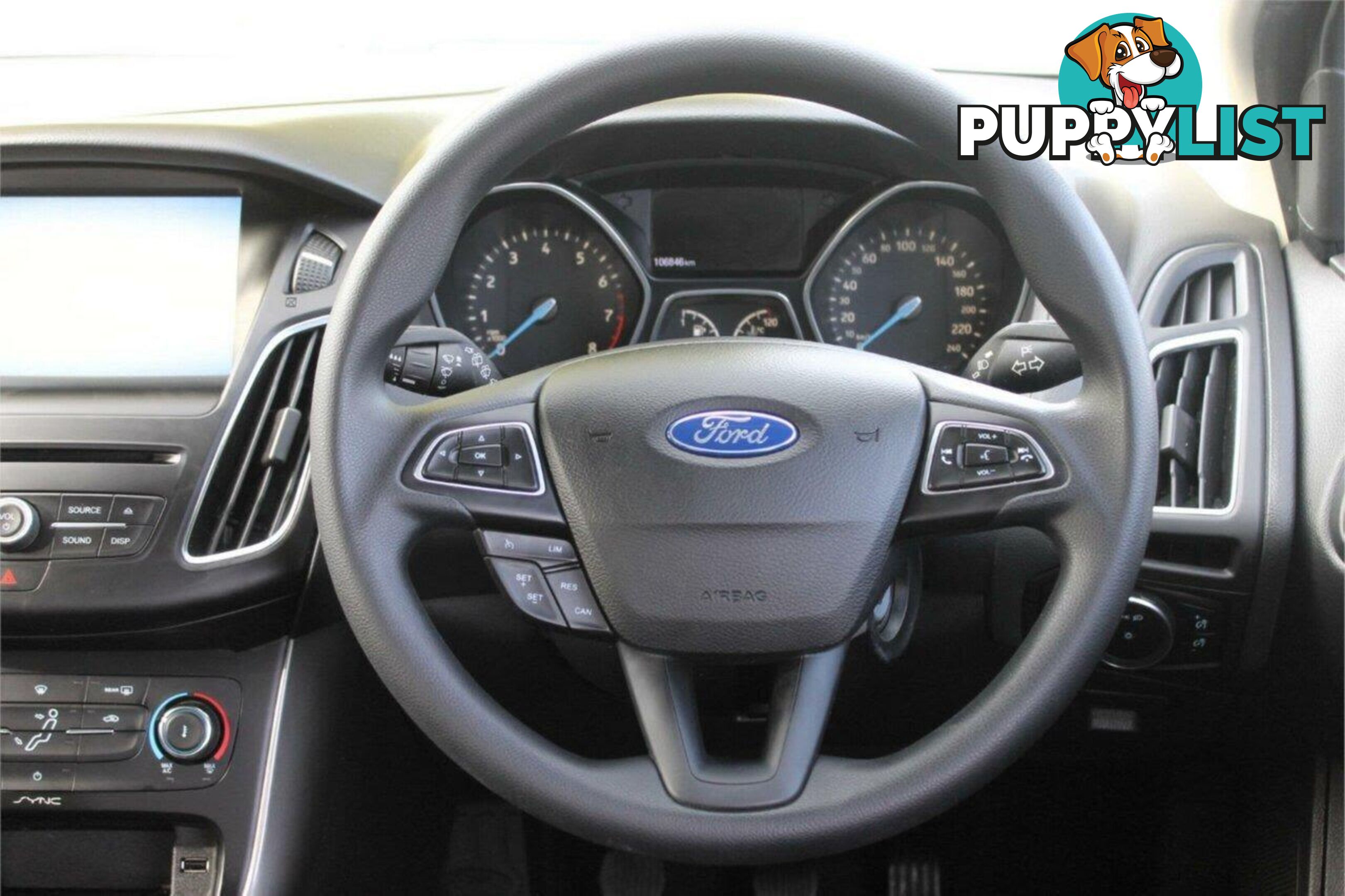 2015 FORD FOCUS TREND LZ HATCH, 5 DOORS, 5 SEATS