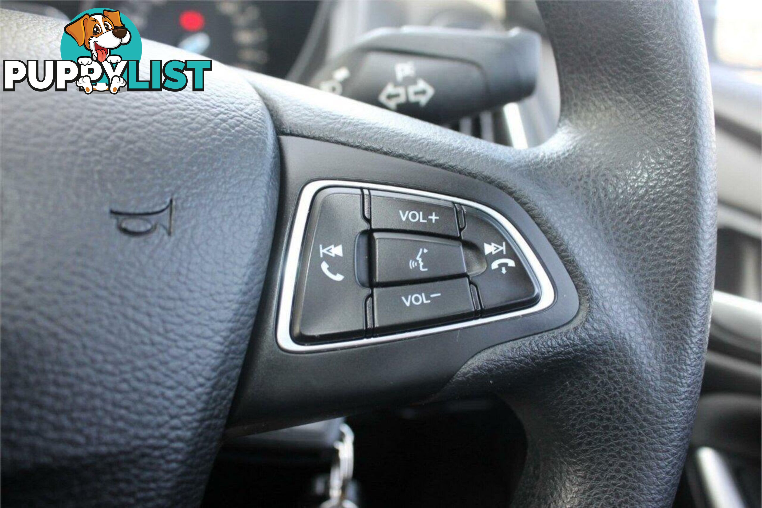 2015 FORD FOCUS TREND LZ HATCH, 5 DOORS, 5 SEATS