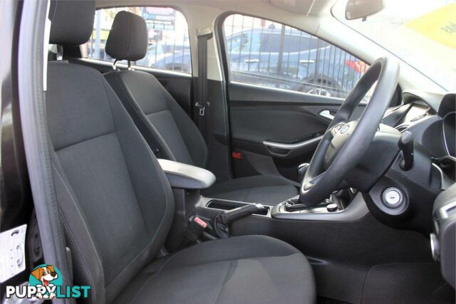 2015 FORD FOCUS TREND LZ HATCH, 5 DOORS, 5 SEATS