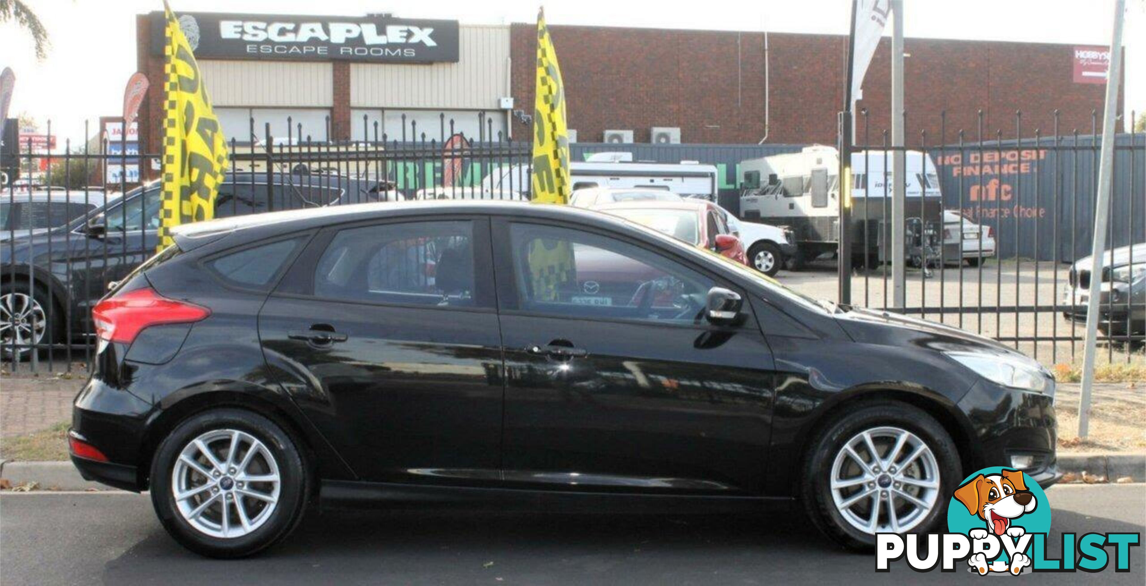 2015 FORD FOCUS TREND LZ HATCH, 5 DOORS, 5 SEATS