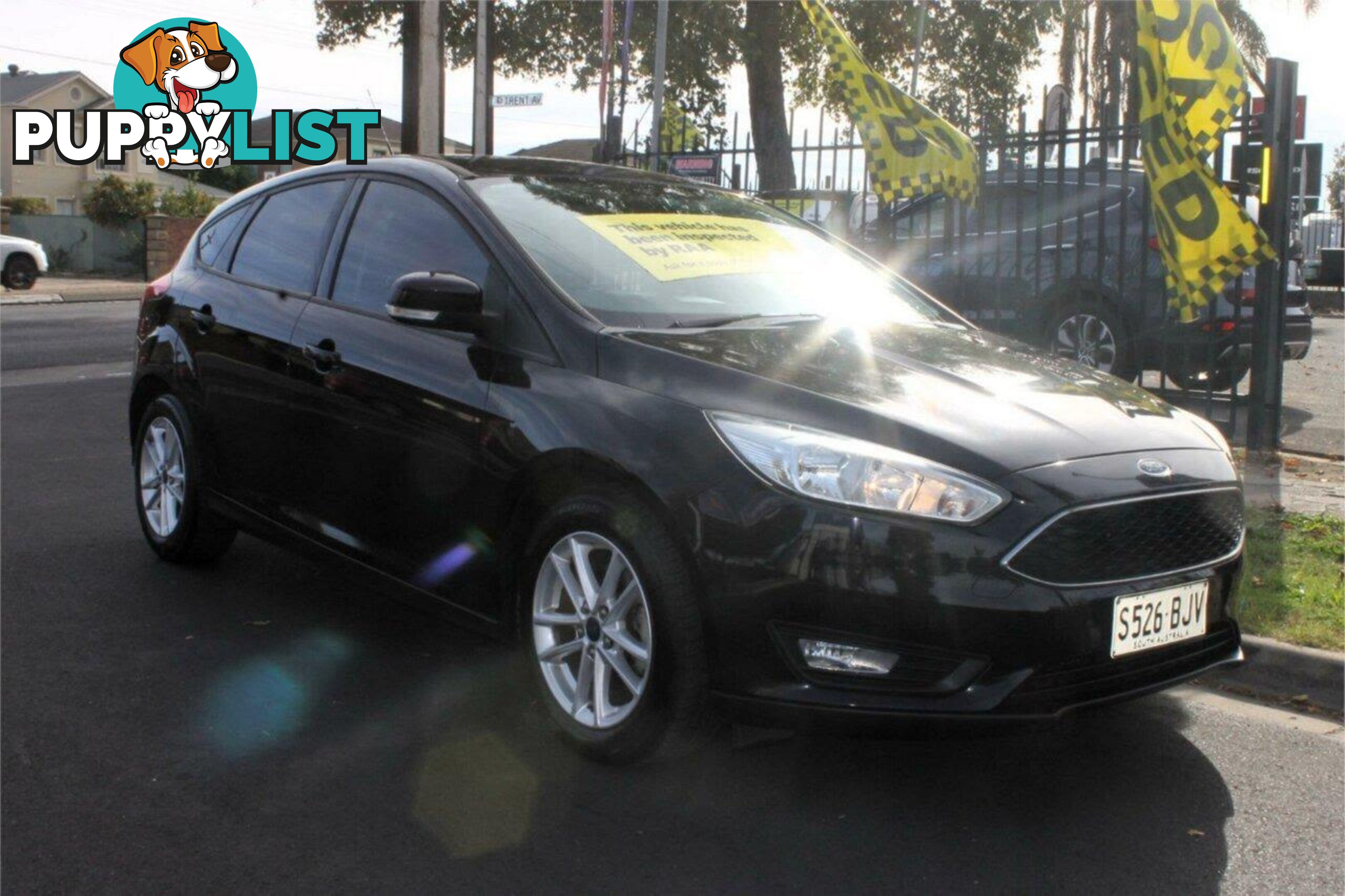 2015 FORD FOCUS TREND LZ HATCH, 5 DOORS, 5 SEATS