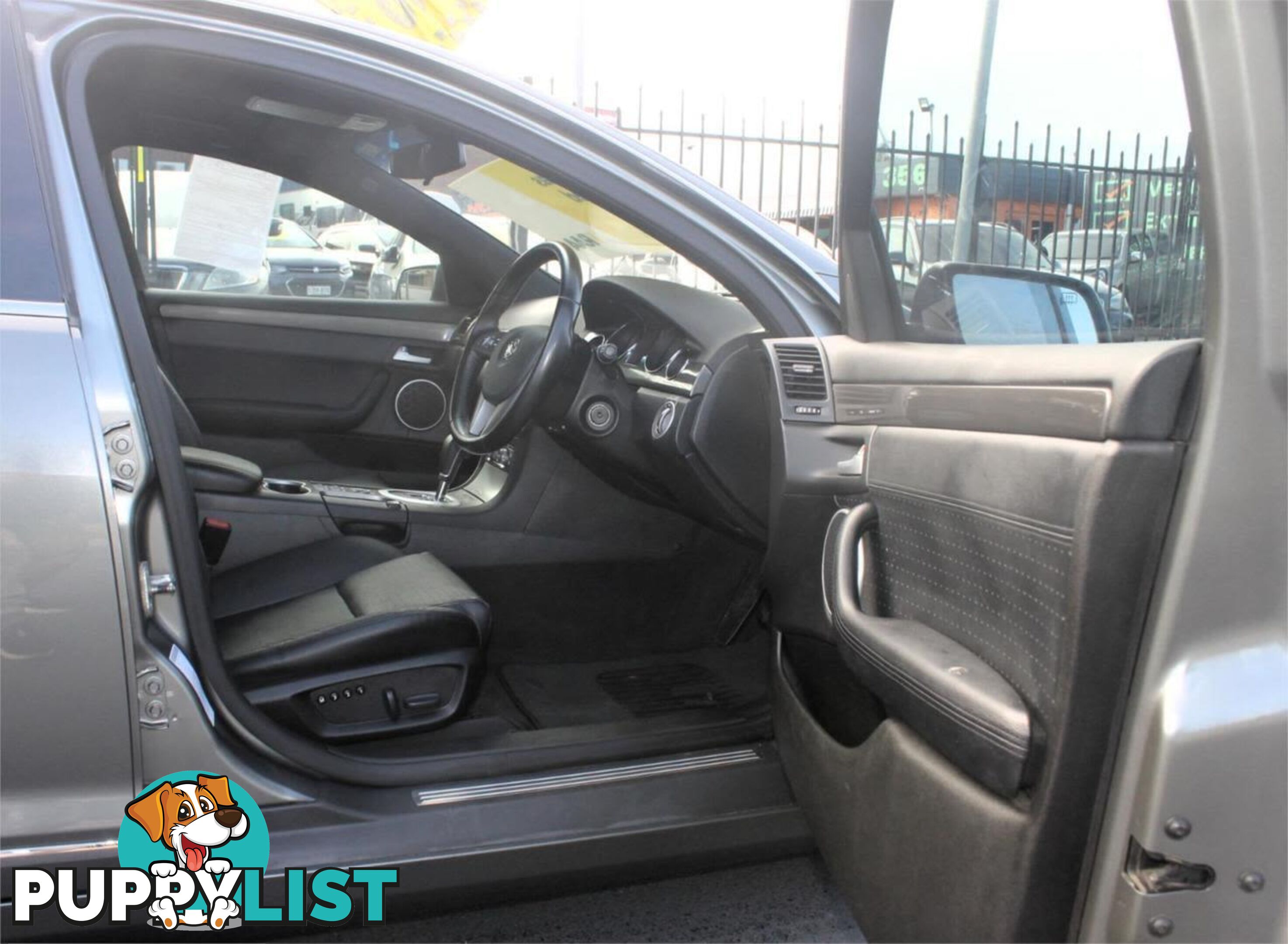 2011 HOLDEN CAPRICE  WM II SEDAN, 4 DOORS, 5 SEATS