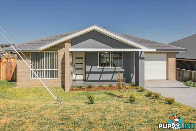 2/1 Lavender Close GILLIESTON HEIGHTS NSW 2321