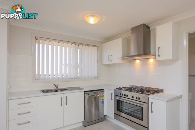 2/1 Lavender Close GILLIESTON HEIGHTS NSW 2321