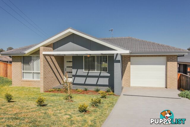 2/1 Lavender Close GILLIESTON HEIGHTS NSW 2321