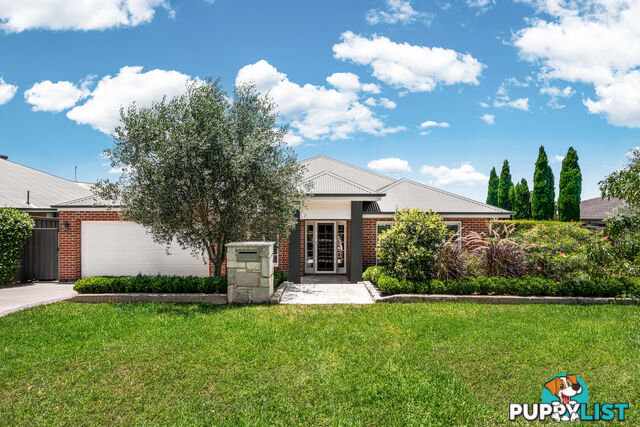 52 Stanton Drive RAWORTH NSW 2321