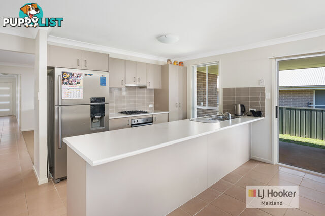 30 Diamond Circuit RUTHERFORD NSW 2320