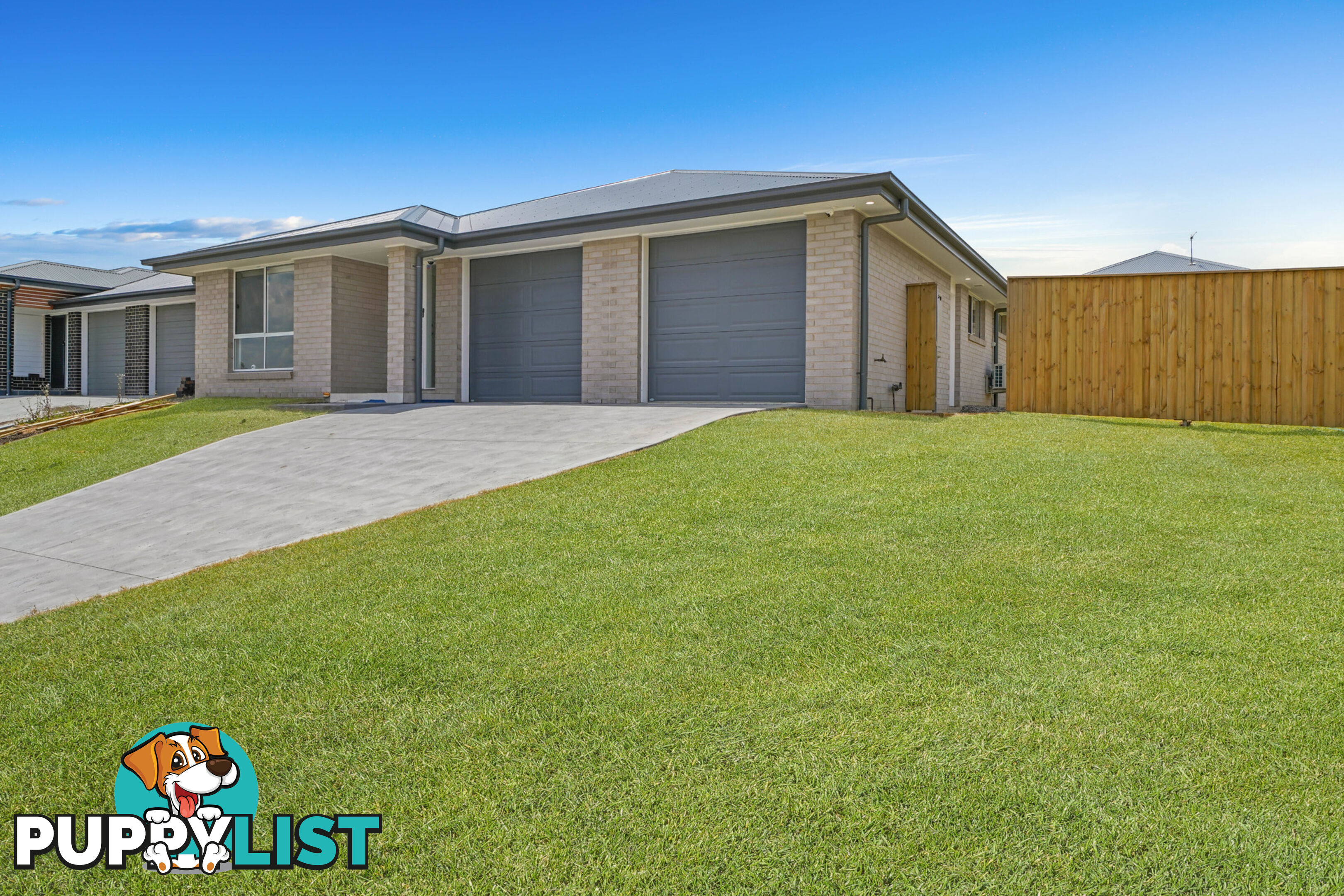 2/16 Guy Close GRETA NSW 2334