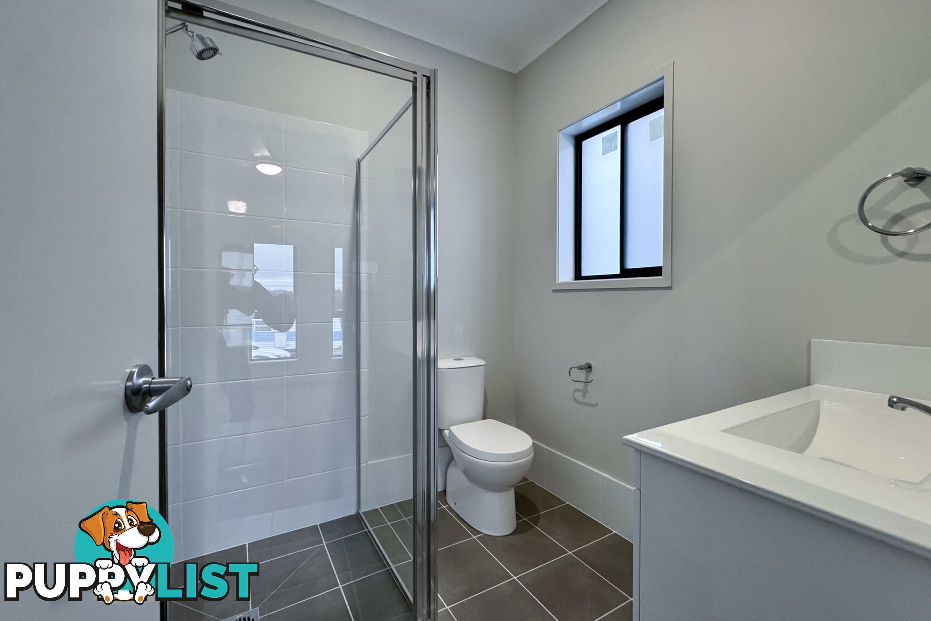 4 Duguid Street FARLEY NSW 2320