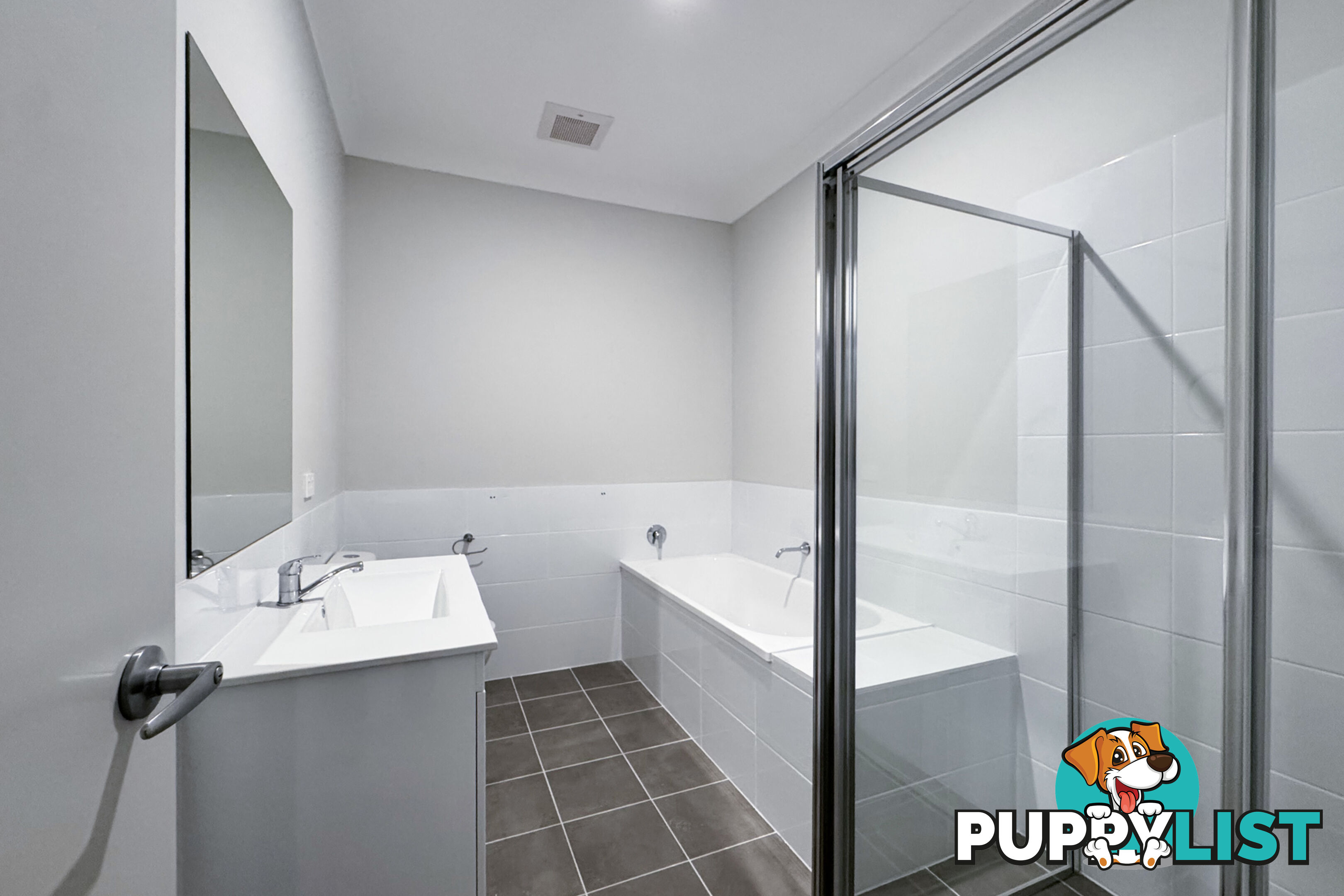 4 Duguid Street FARLEY NSW 2320