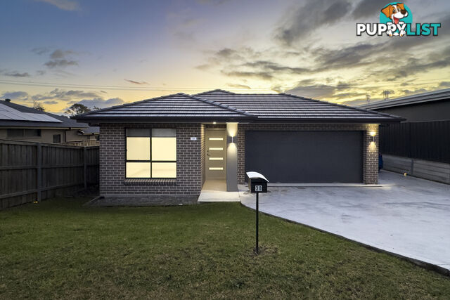 30 Camelia Street GILLIESTON HEIGHTS NSW 2321