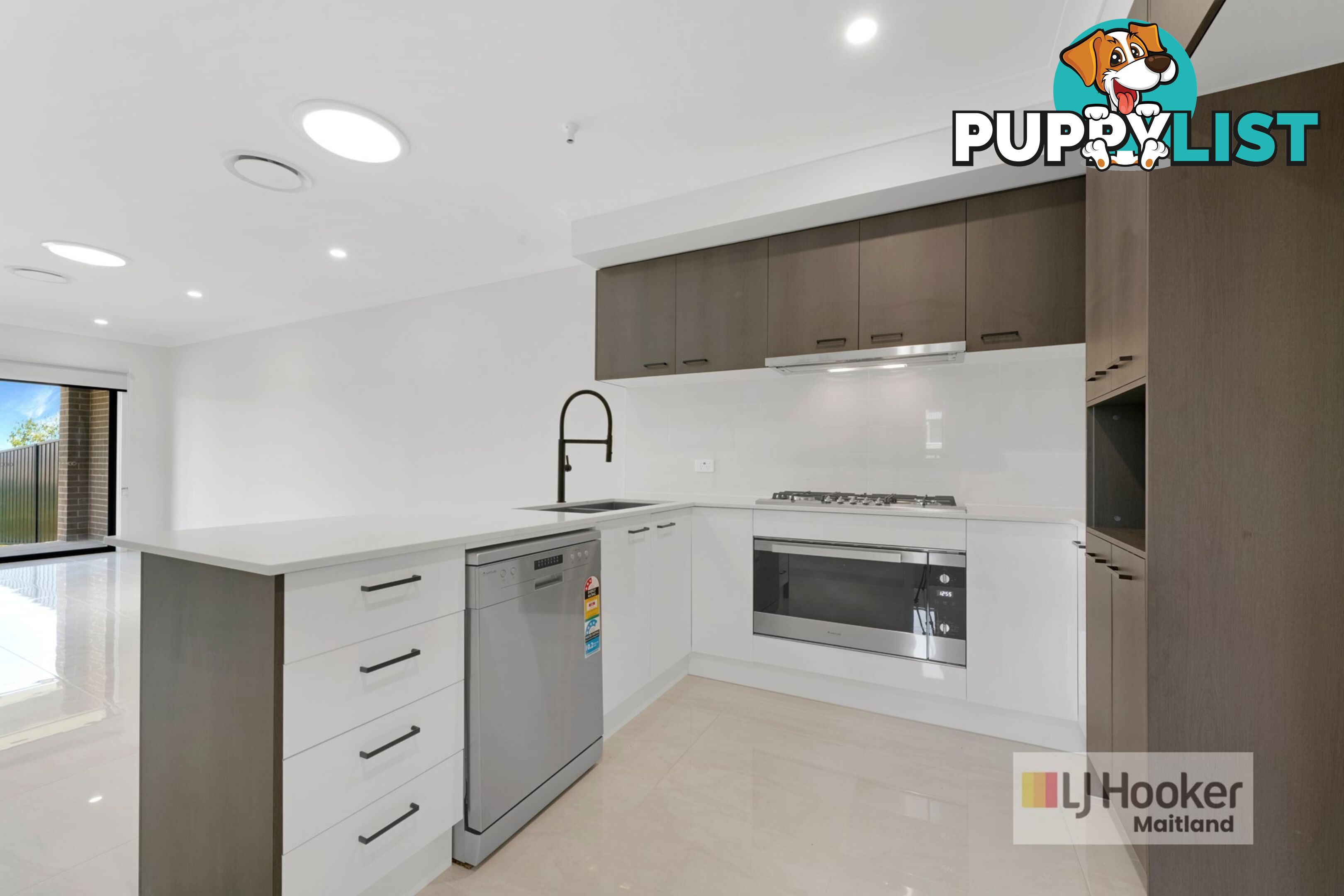 30 Camelia Street GILLIESTON HEIGHTS NSW 2321