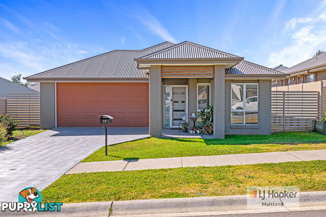 17 Slattery Road NORTH ROTHBURY NSW 2335