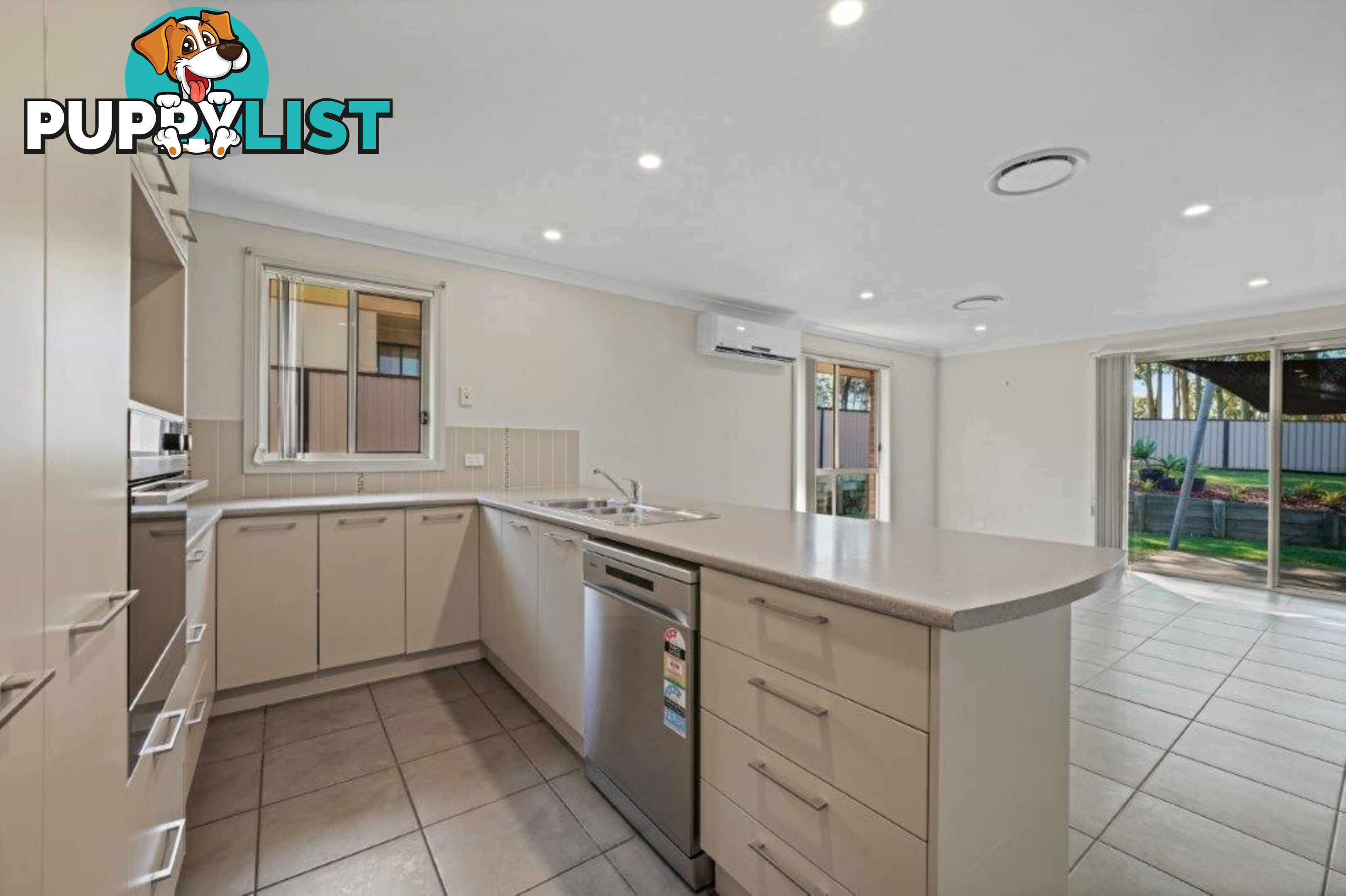 4 Pumphouse Crescent RUTHERFORD NSW 2320