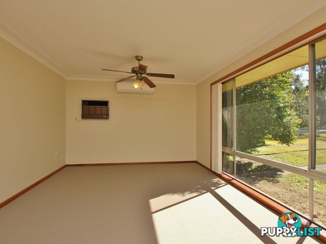 13 Forshaw Close THORNTON NSW 2322