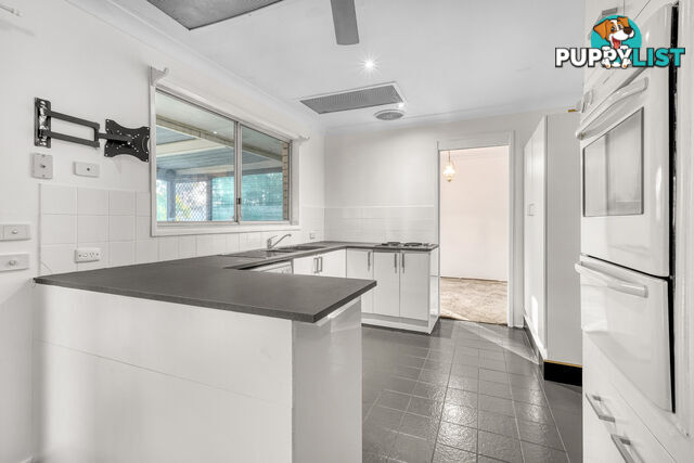 33 Geddes Close THORNTON NSW 2322