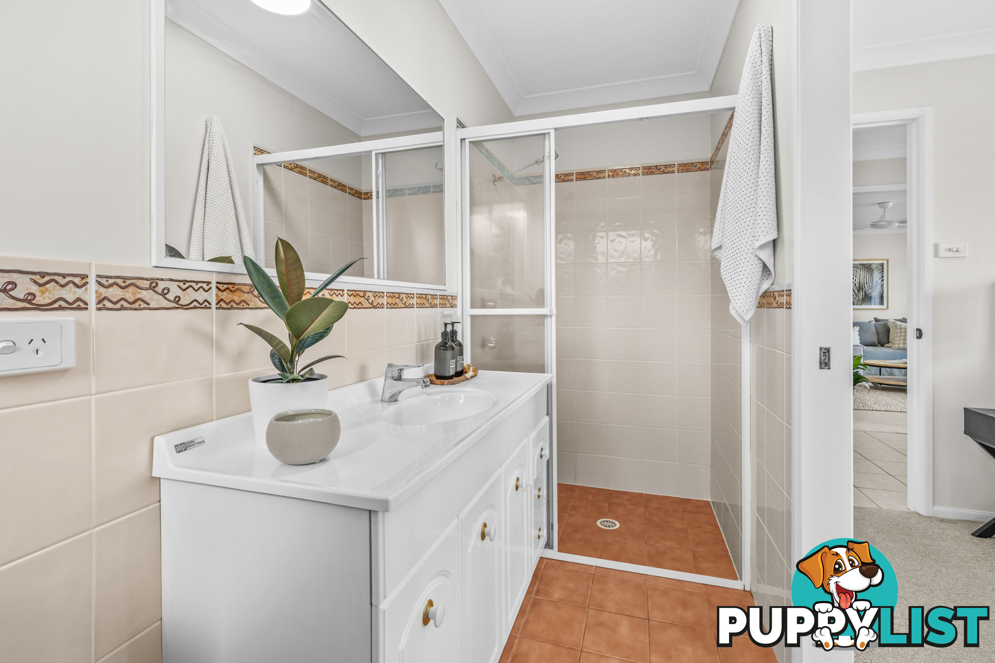 242 Denton Park Drive ABERGLASSLYN NSW 2320