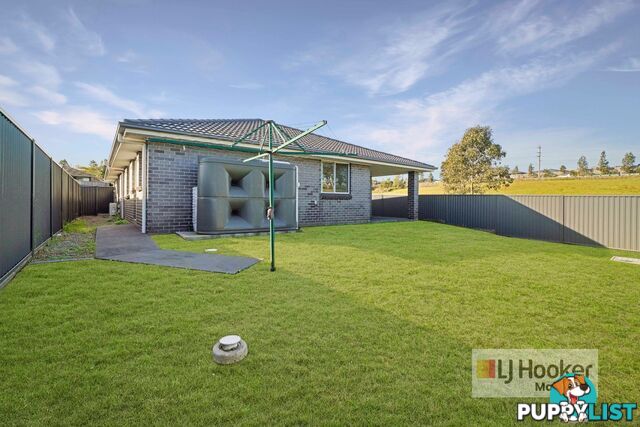 14 Broad Street GILLIESTON HEIGHTS NSW 2321