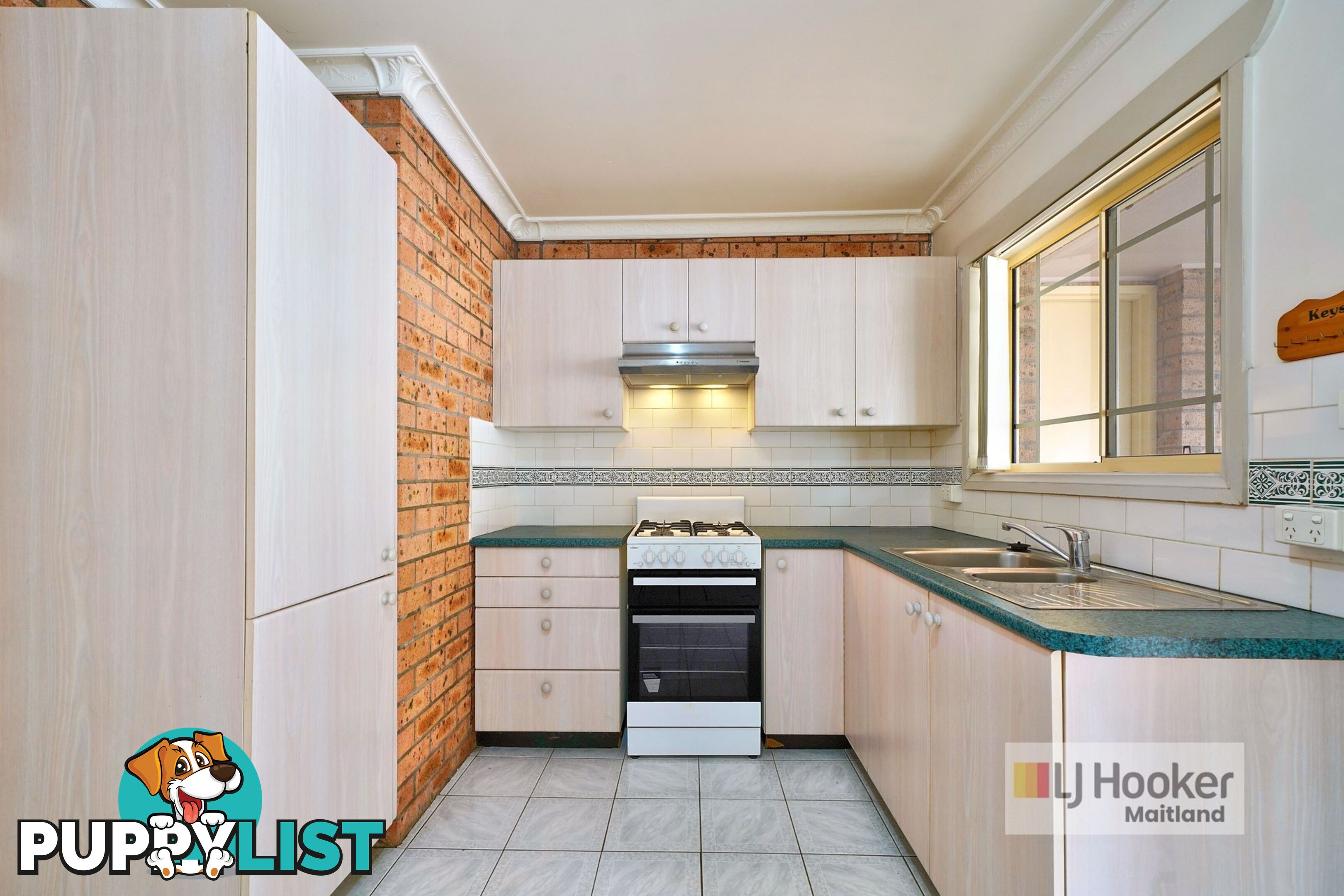 4/159 Weblands Street ABERGLASSLYN NSW 2320