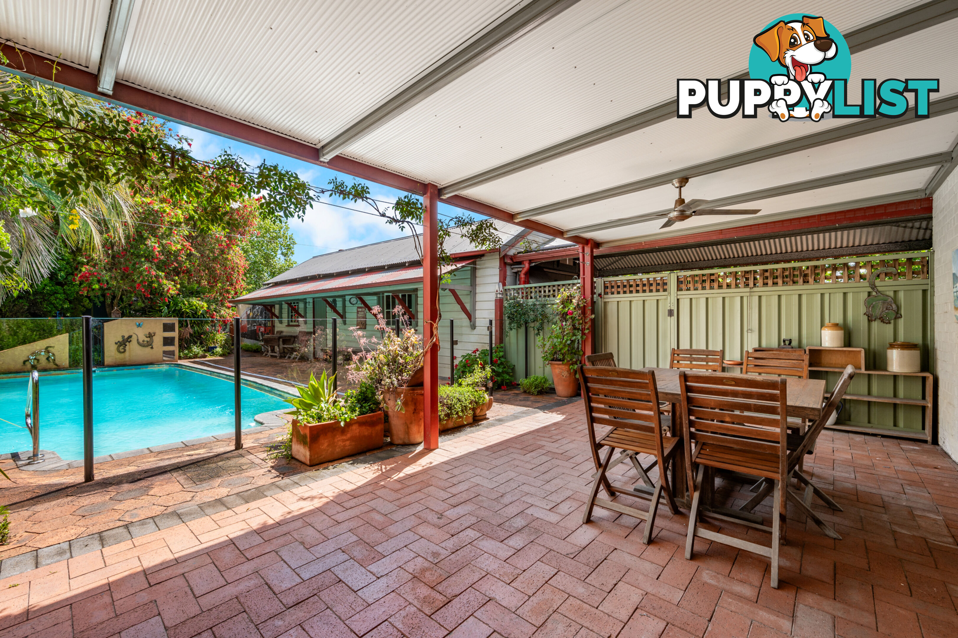 18 Queen Street LORN NSW 2320