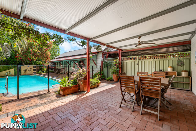 18 Queen Street LORN NSW 2320