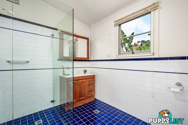 18 Queen Street LORN NSW 2320