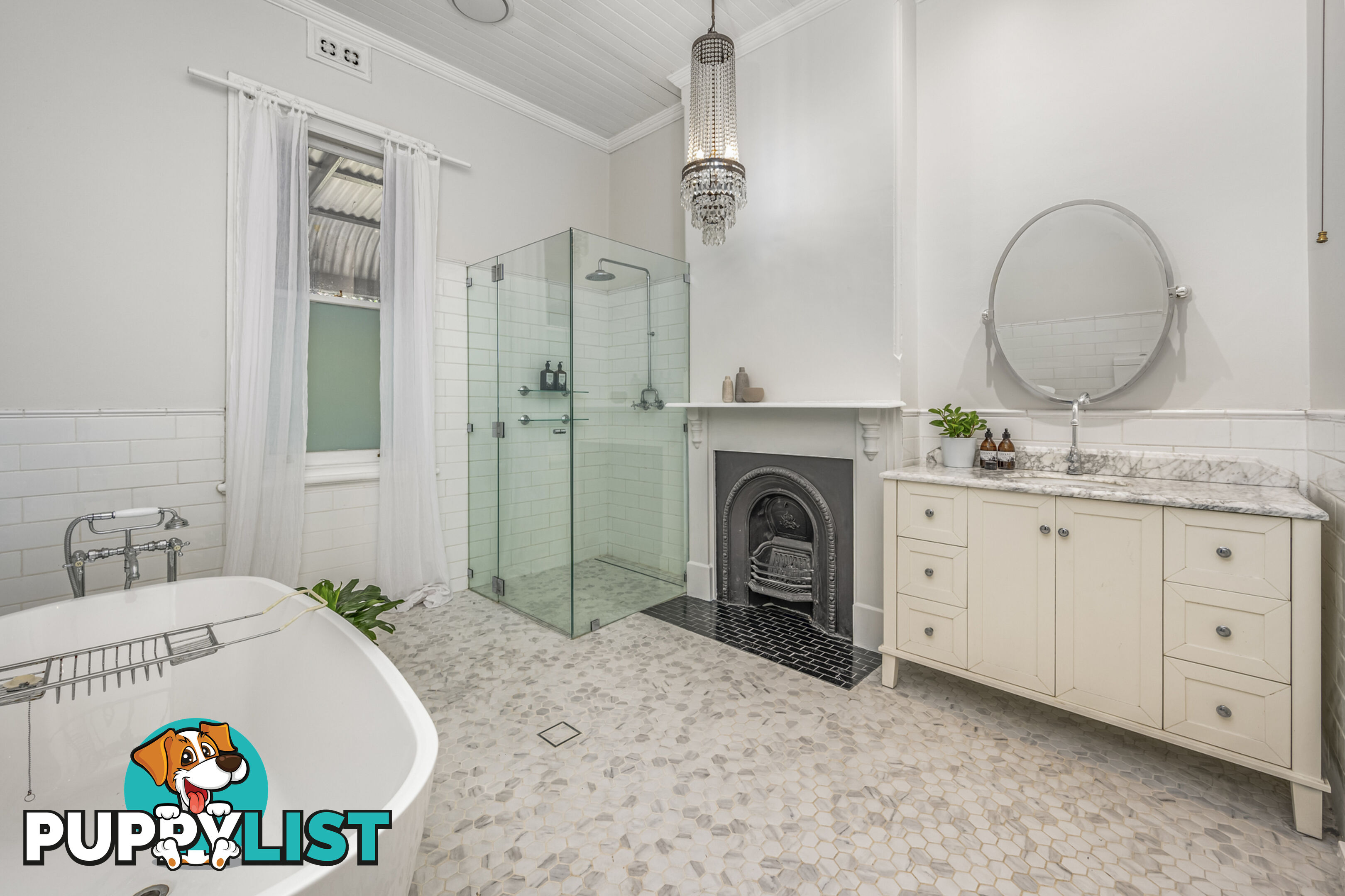 9 The Avenue LORN NSW 2320