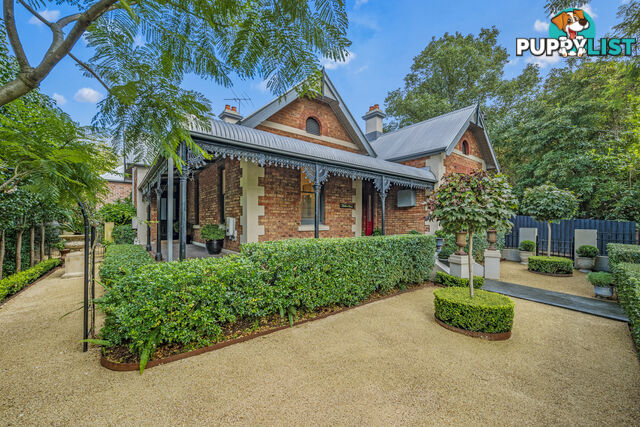 9 The Avenue LORN NSW 2320