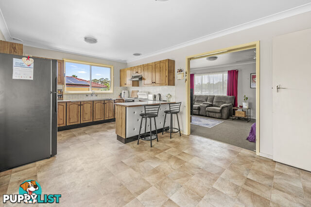 4 Wren Close THORNTON NSW 2322