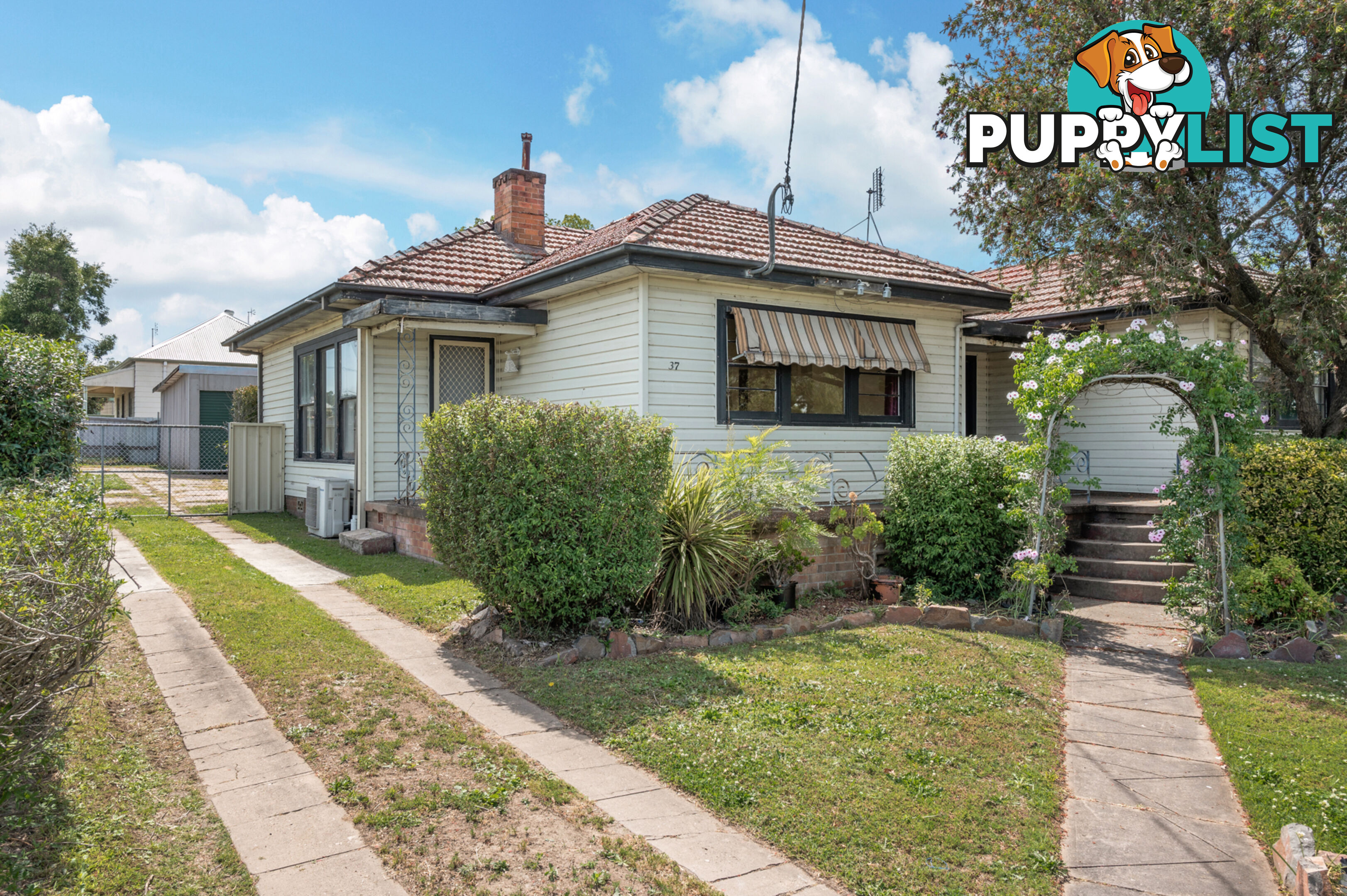 37 High Street GRETA NSW 2334