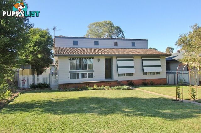 4 Sulman Close THORNTON NSW 2322