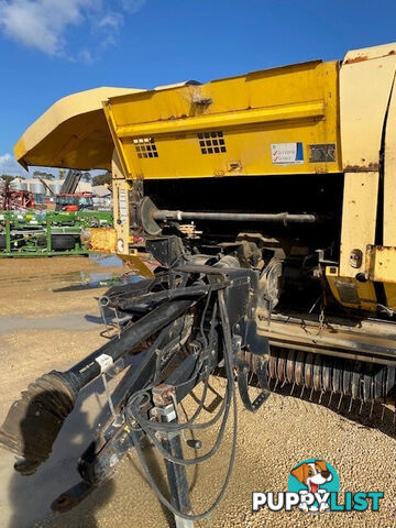 New Holland BR740A Round Baler Hay/Forage Equip