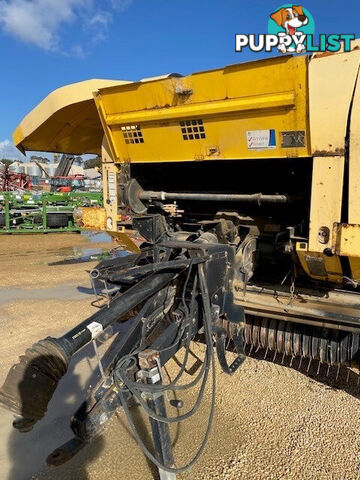 New Holland BR740A Round Baler Hay/Forage Equip
