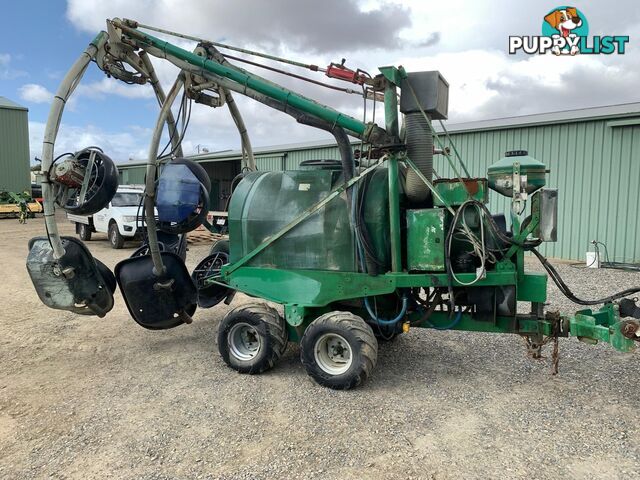 Green Tech 2000L Boom Spray Sprayer