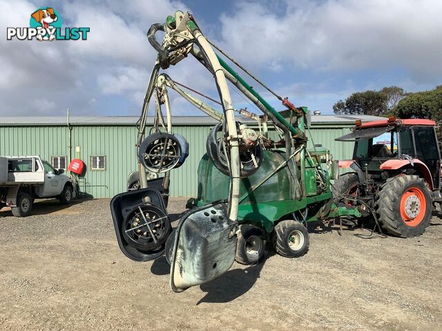 Green Tech 2000L Boom Spray Sprayer