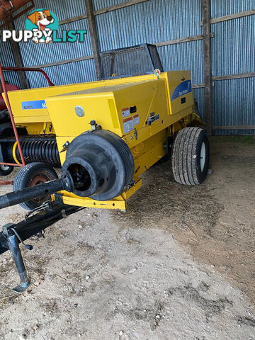 New Holland BC5070 Square Baler Hay/Forage Equip