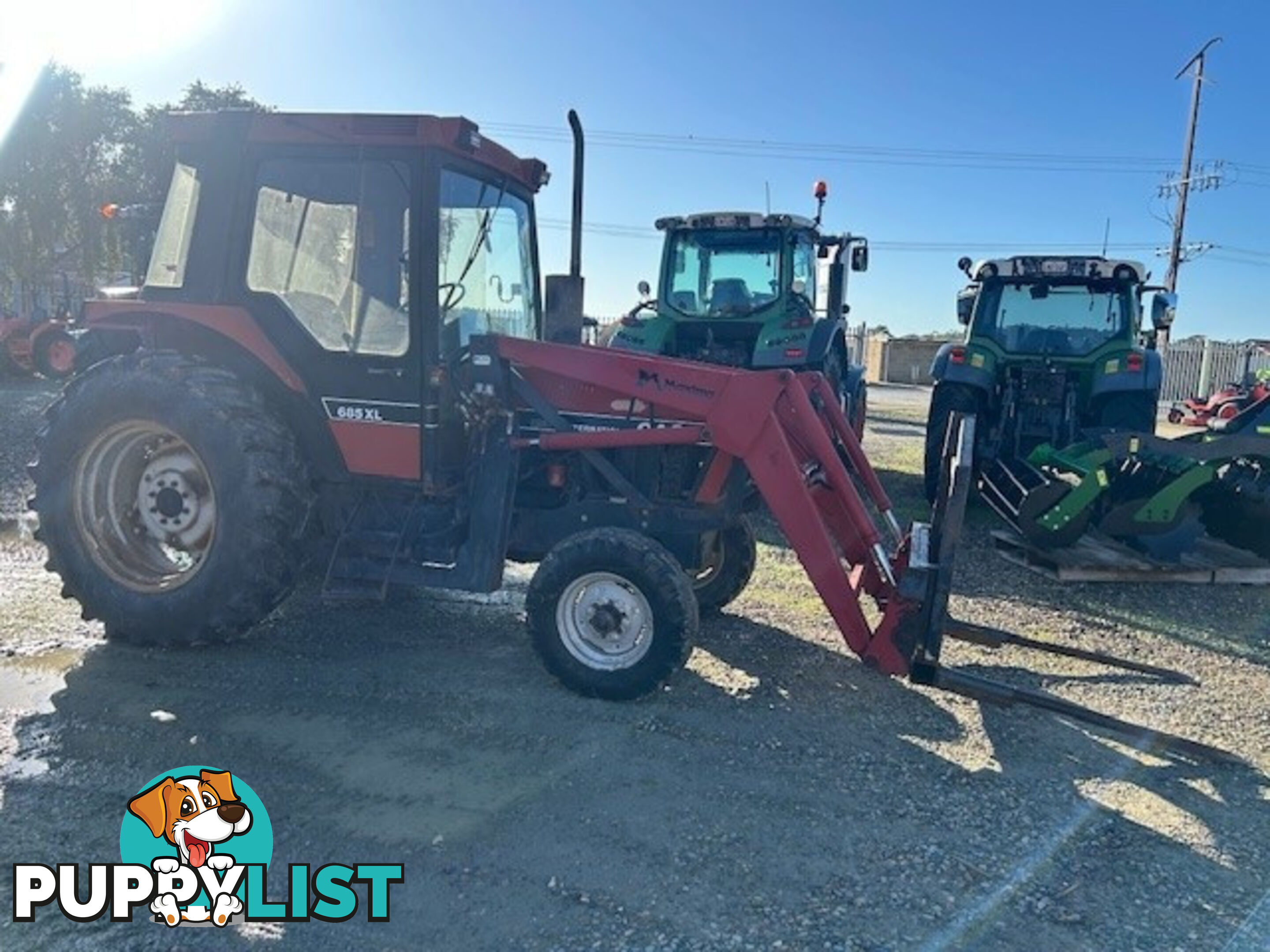 CASE IH 685XL 2WD Tractor