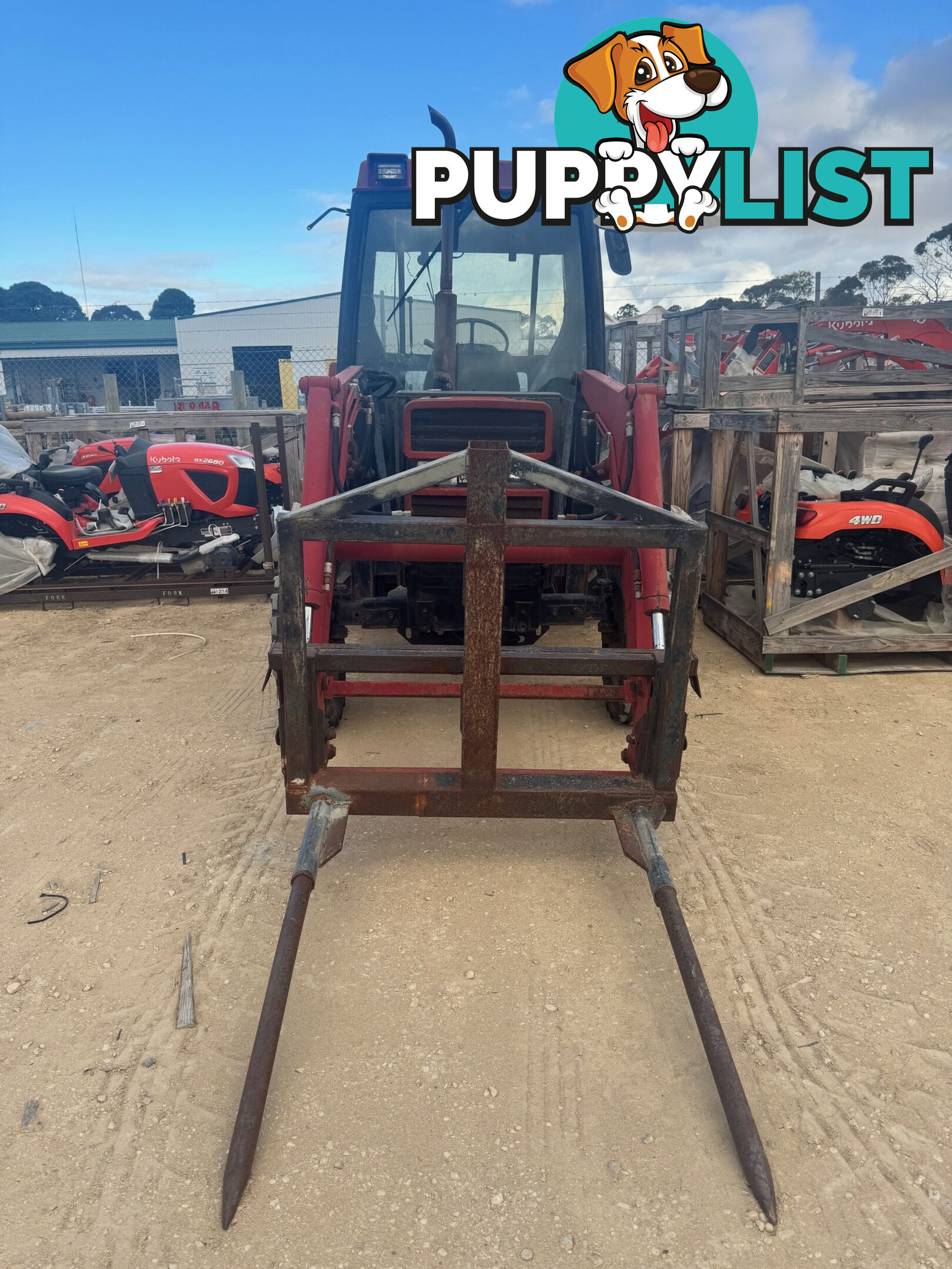 CASE IH 685XL 2WD Tractor