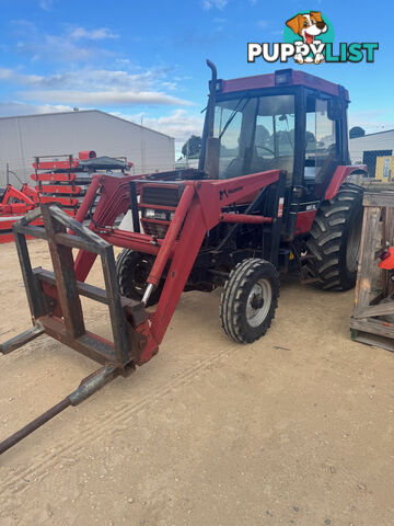 CASE IH 685XL 2WD Tractor